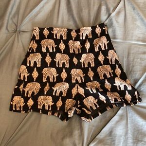 Tight elephant print shorts